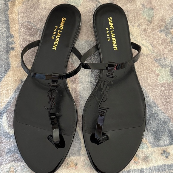 Saint Laurent Black Minimalist Sandals with T-Strap - Picture 4 of 8